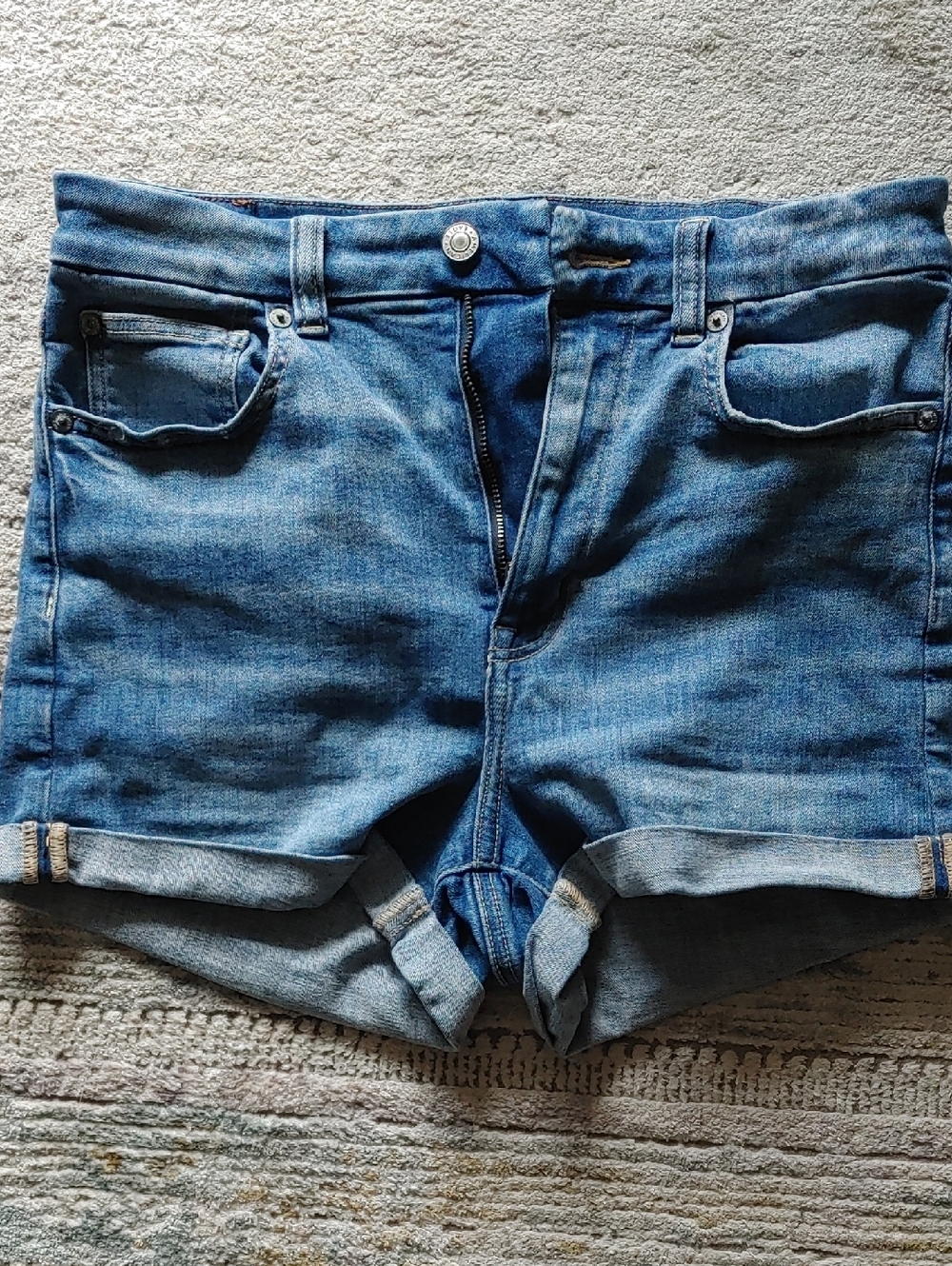 2 For 20! AEO Curvy High Rise Shortie